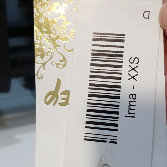 LuLaRoeXDisney Top - Picture 9 of 9